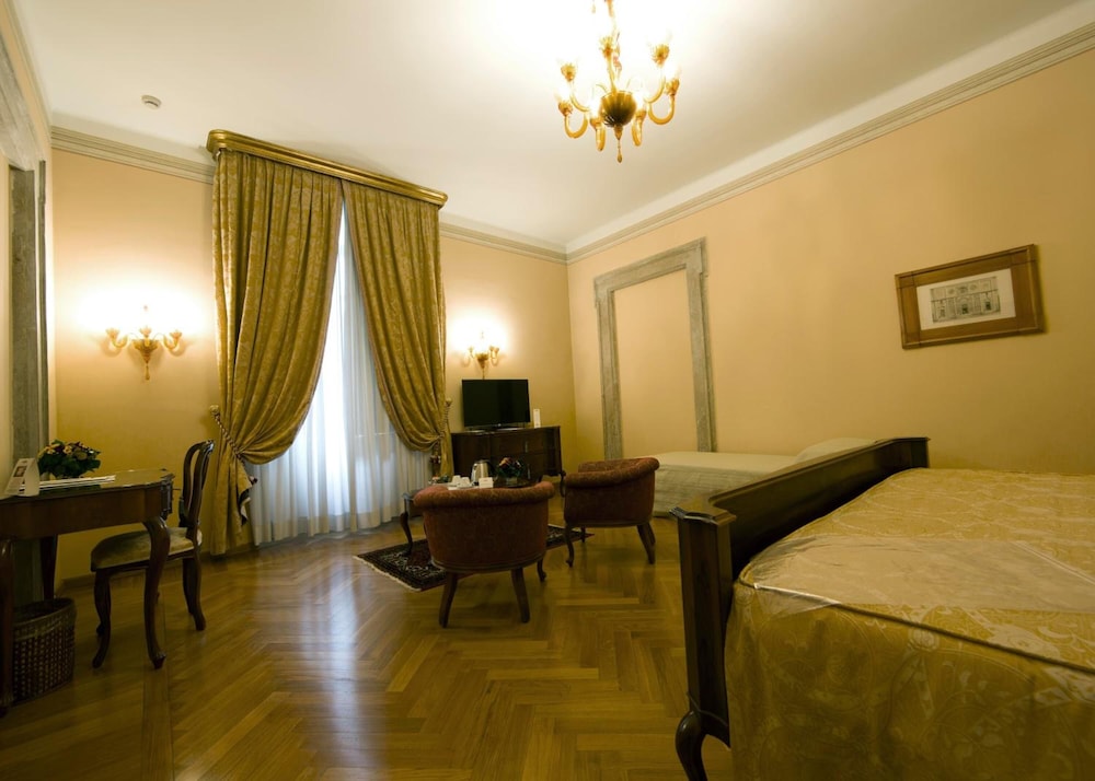 Villa Fenaroli Palace Hotel 17/33