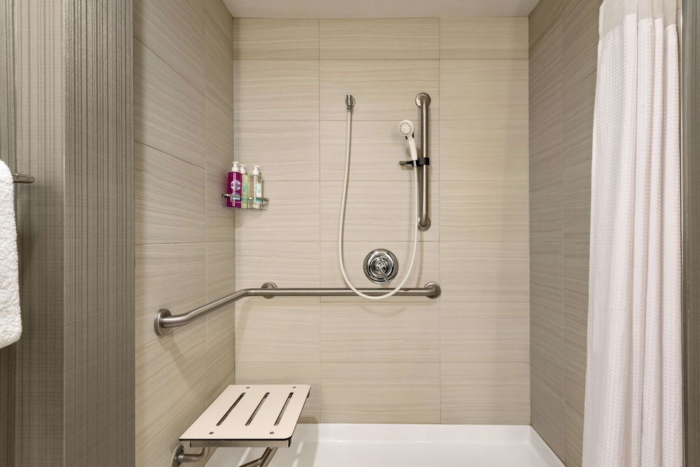 Coast Prince George Hotel by APA 47/50
