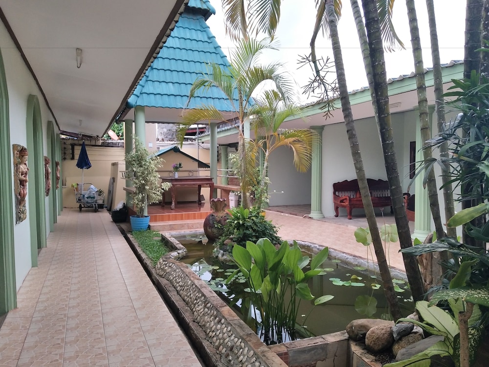 Baan Plubpla Resort 22/24
