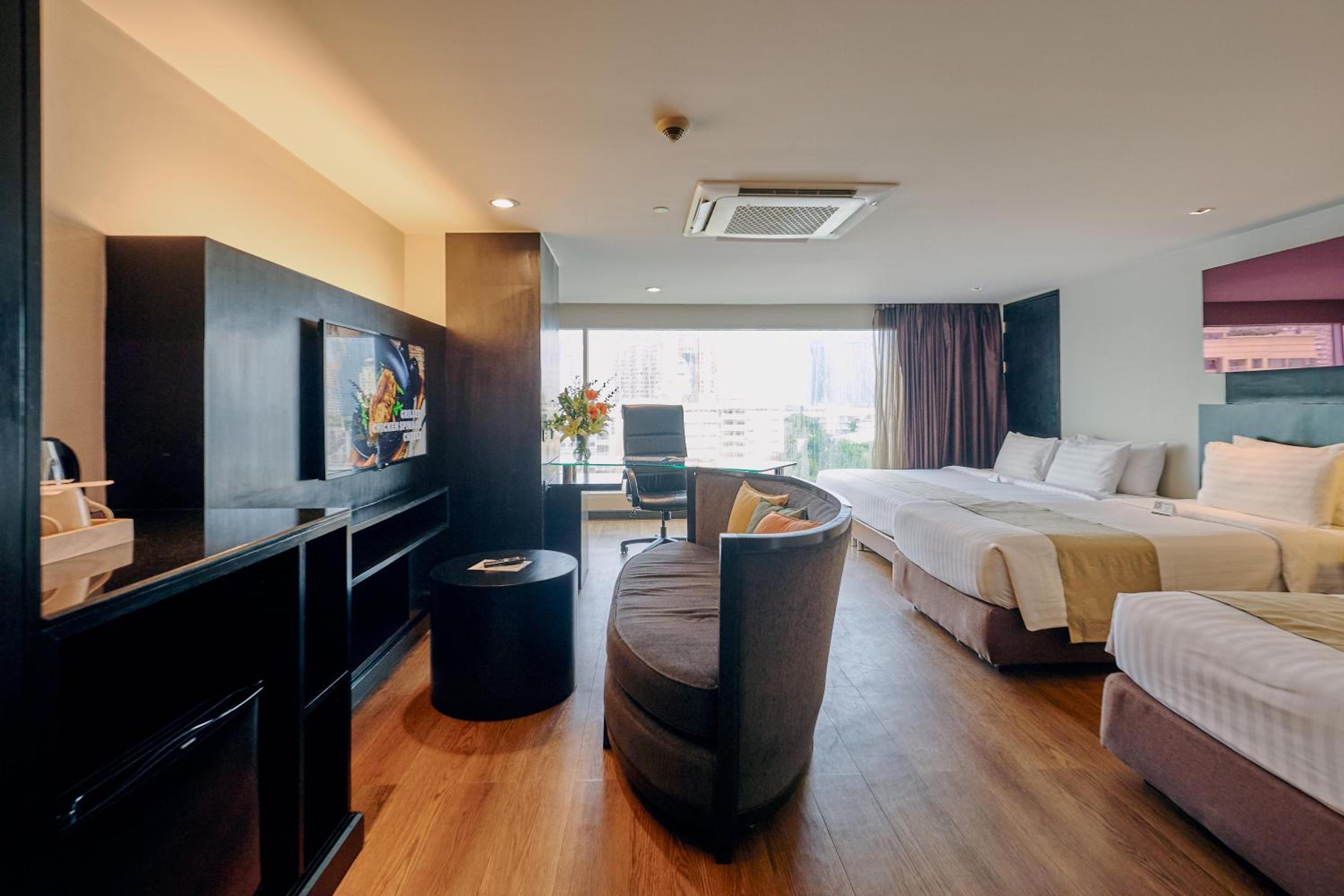 جناح عائلي بسرير كينج، Golden Tulip Mandison Suites 3/10