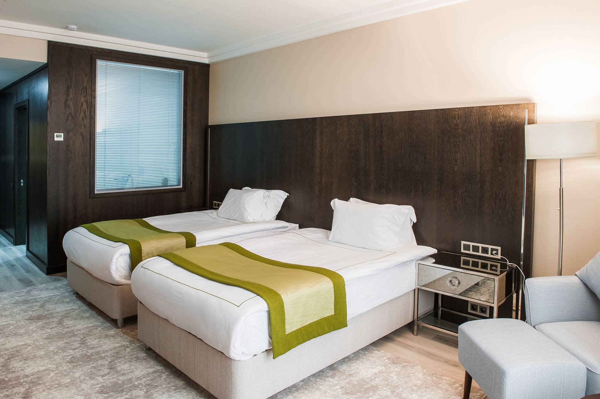STANDARD, TWIN BEDS