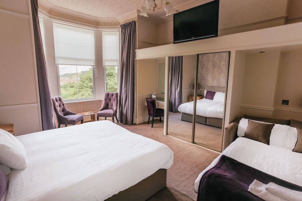 Braid Hills Hotel 24/37