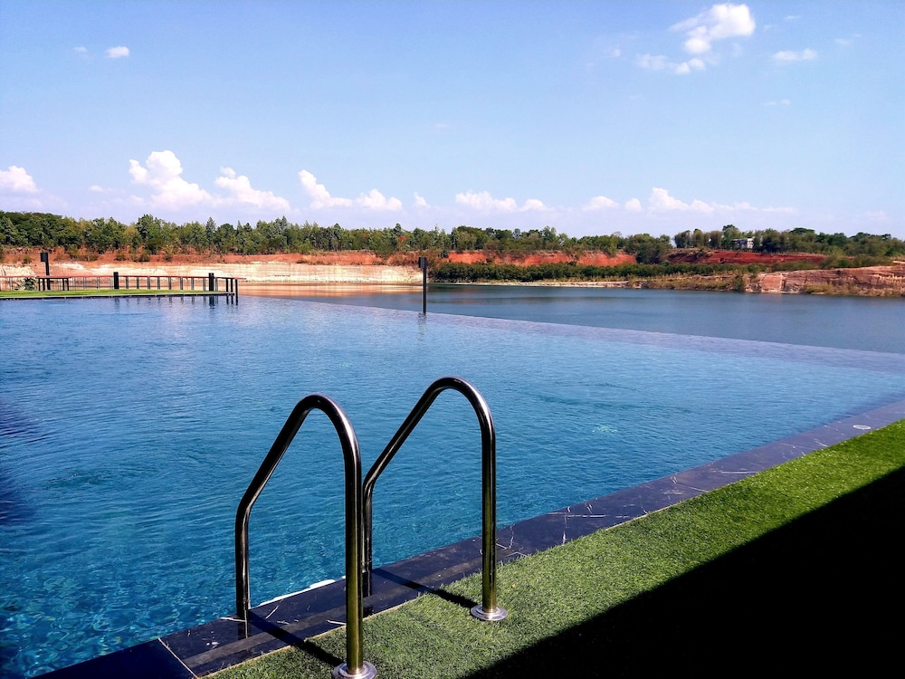 Rungnara Pool Villa 33/52