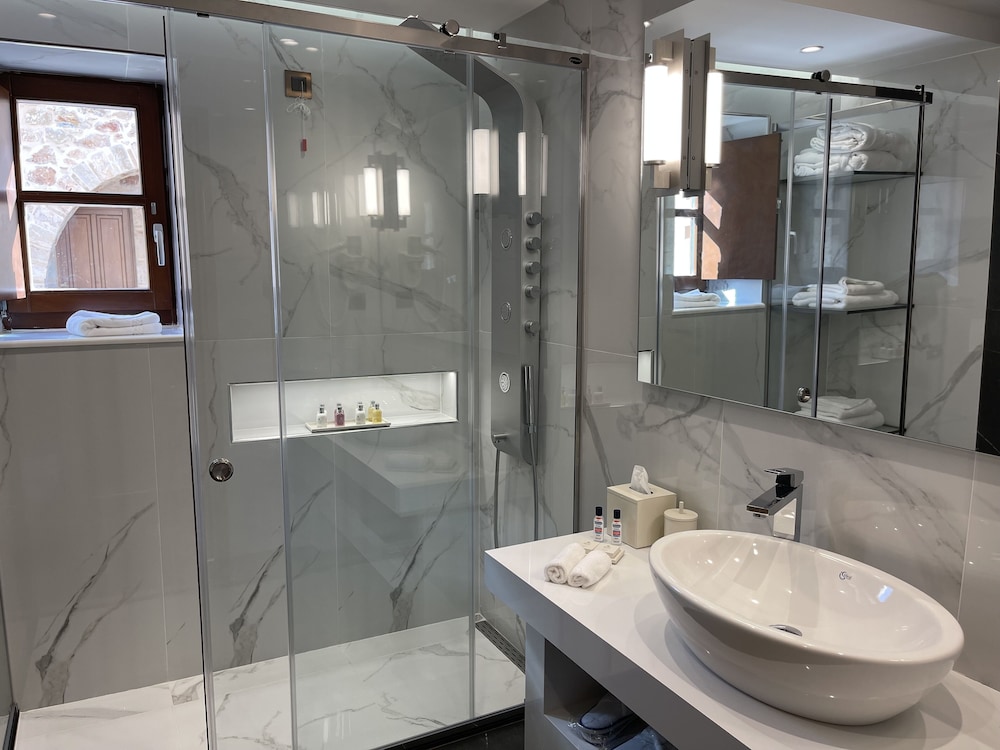 MYSTRAS GRAND PALACE RESORT & SPA 43/50