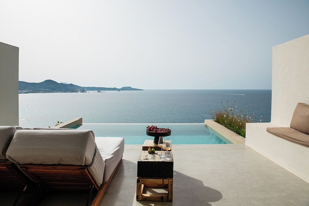 DELUXE, SUITE, SEA VIEW, PRIVATE POOL