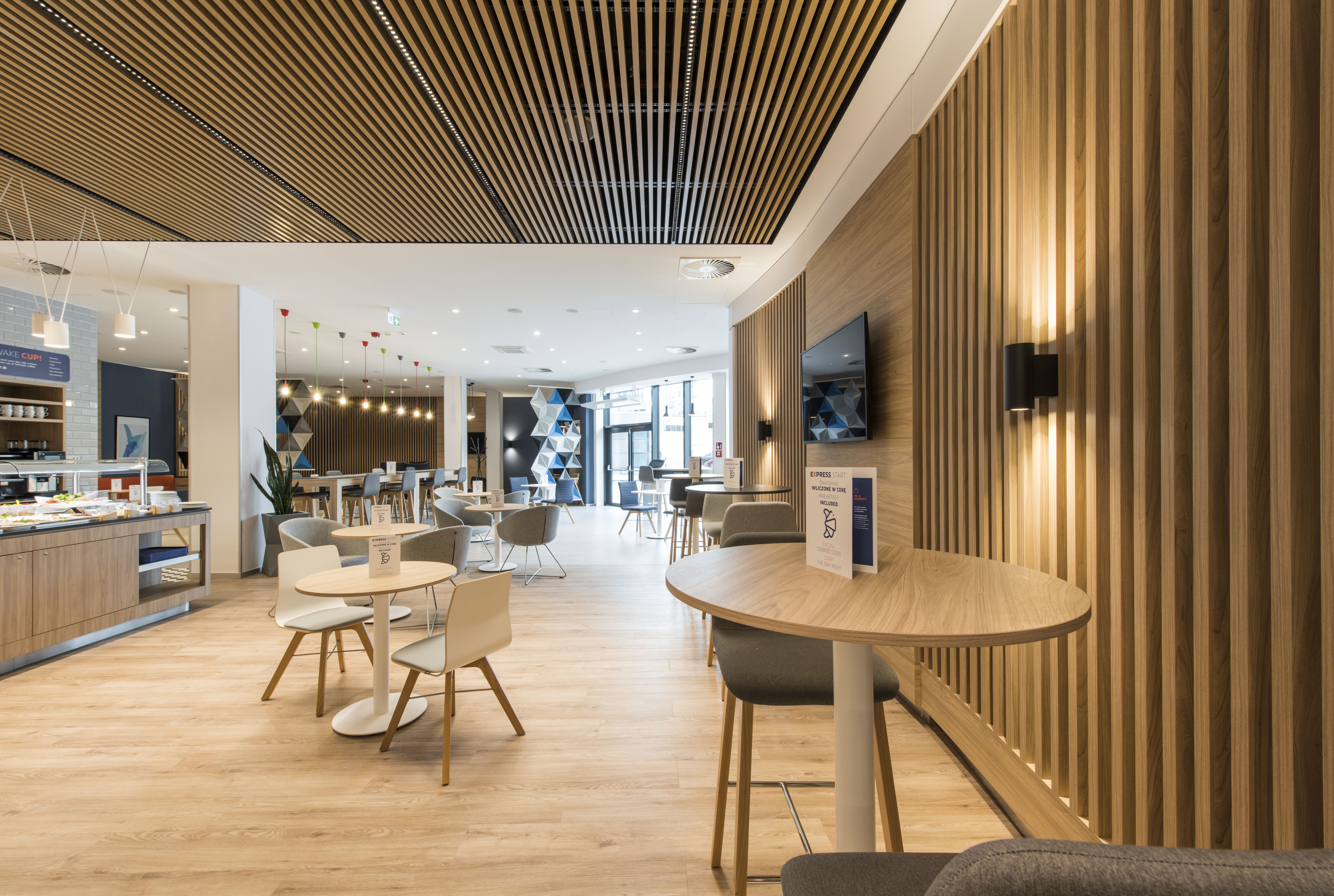 Holiday Inn Express Warsaw - Mokotow 35/56