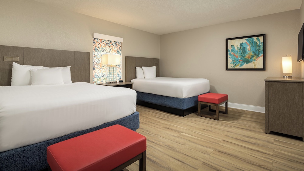 2 Bedrooms, Villa, King Bed, 2 Queen Beds, Holiday Inn Club Vacations at Orange Lake Resort 14/20