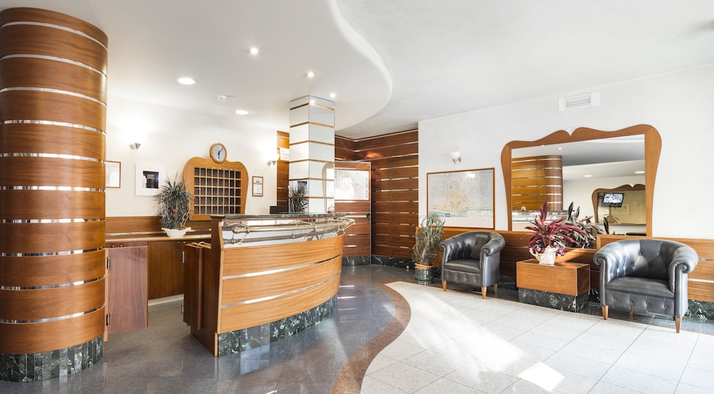 Residence Queen 6/43
