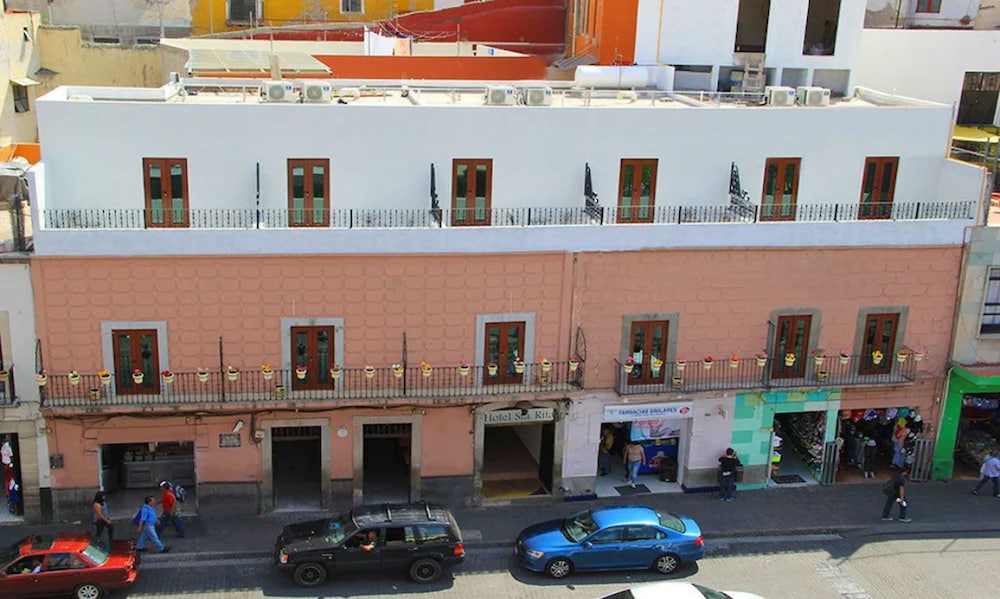 Hotel Santa Rita 2/32