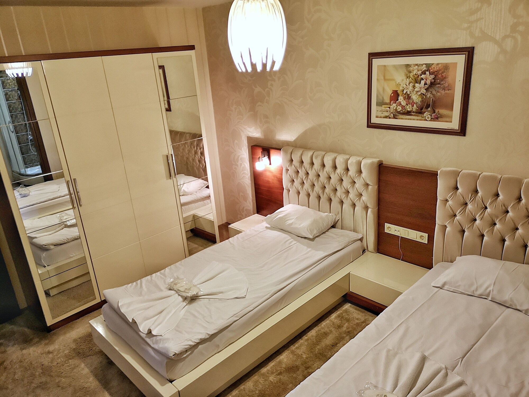 2 Bedrooms, Royal, Suite, City View, 2 Bathrooms