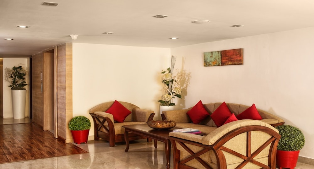 Nidhivan Sarovar Portico Vrindavan 29/58