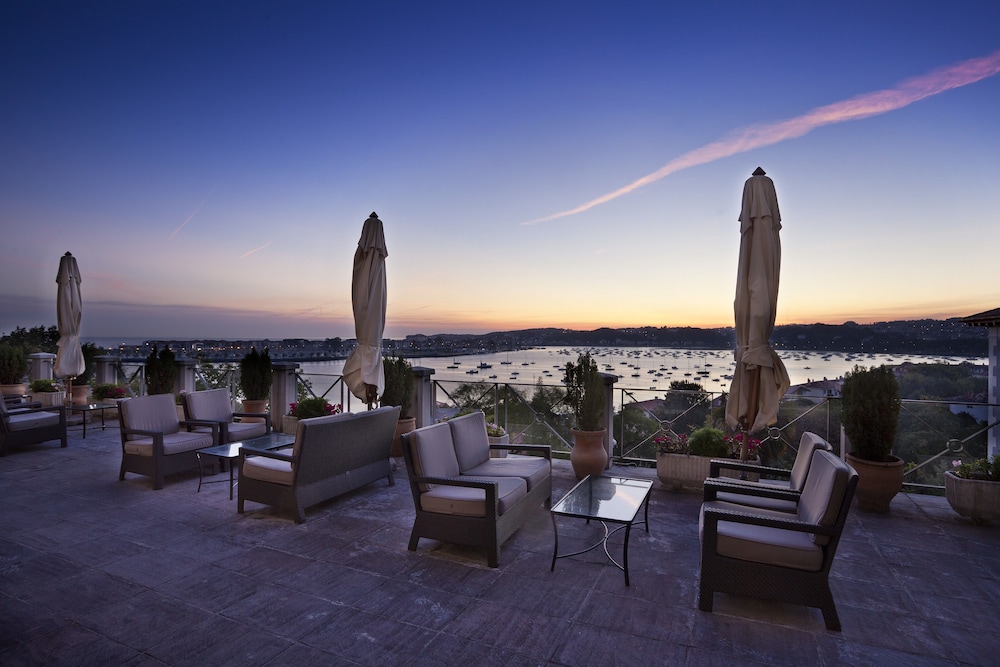 Parador De Hondarribia 34/40