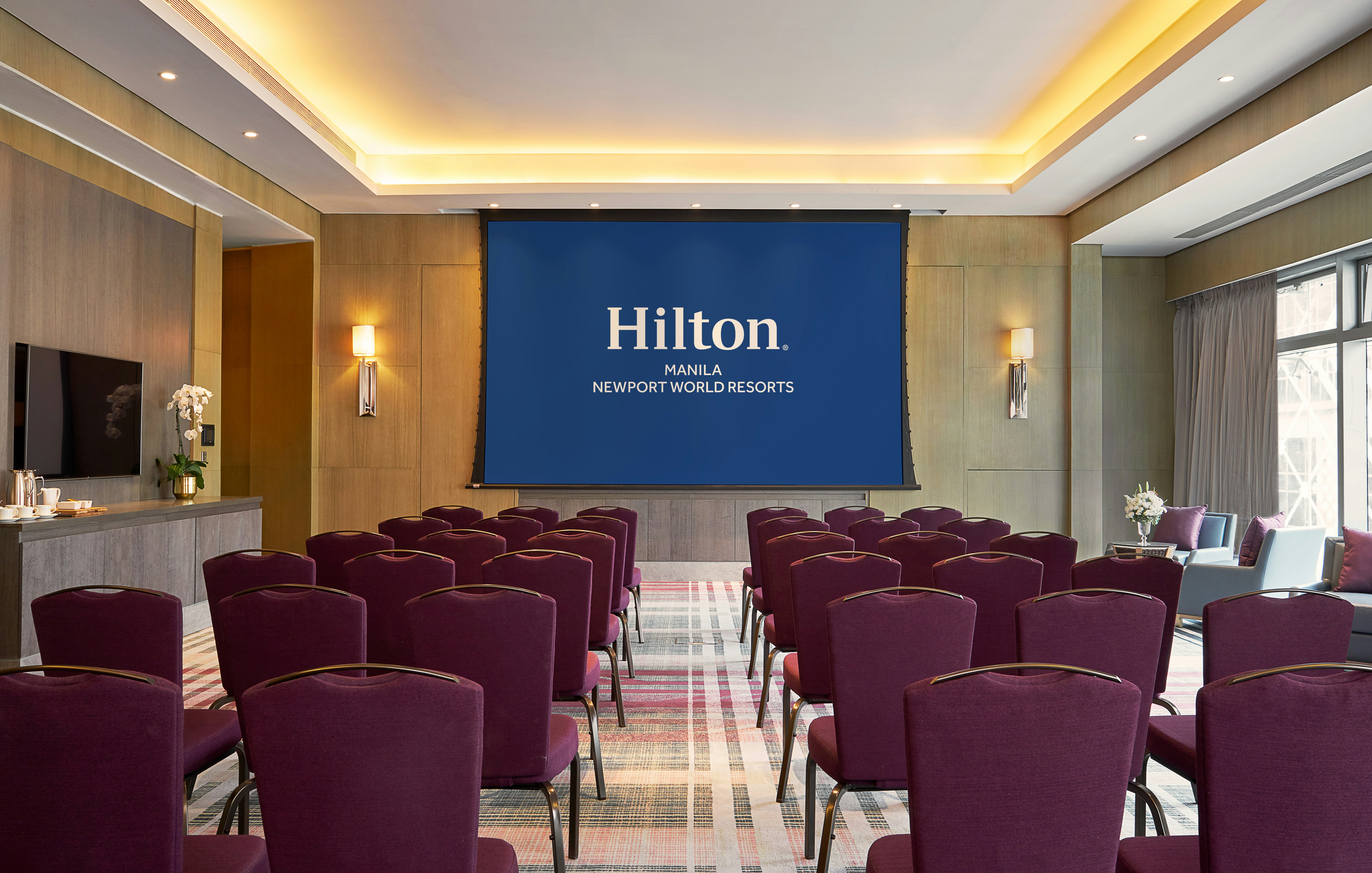 Hilton Manila Newport World Resorts 39/49