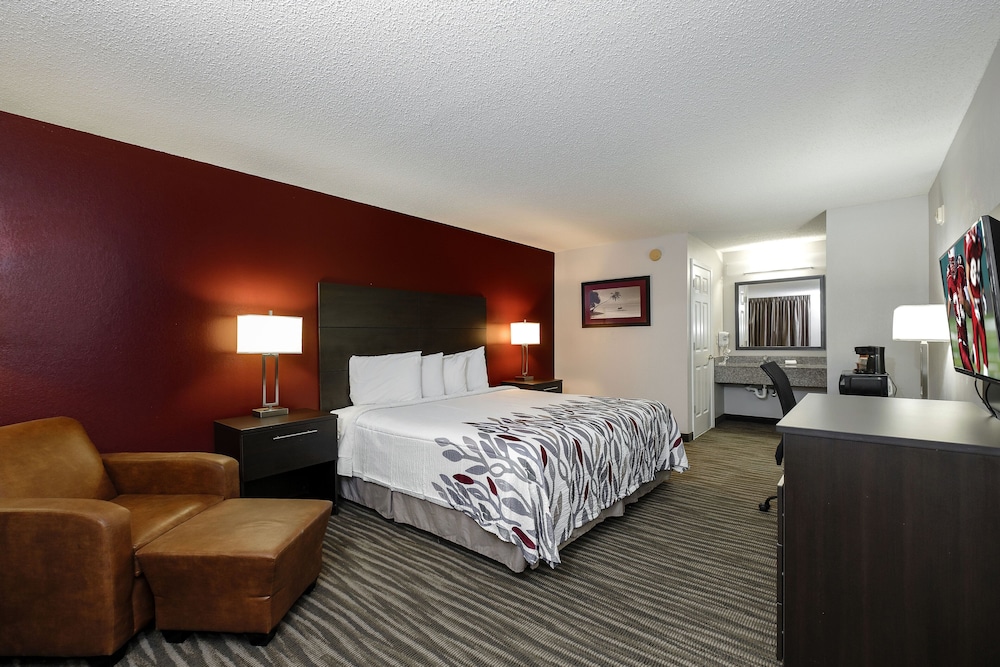 Red Roof Inn Defuniak Springs 10/45