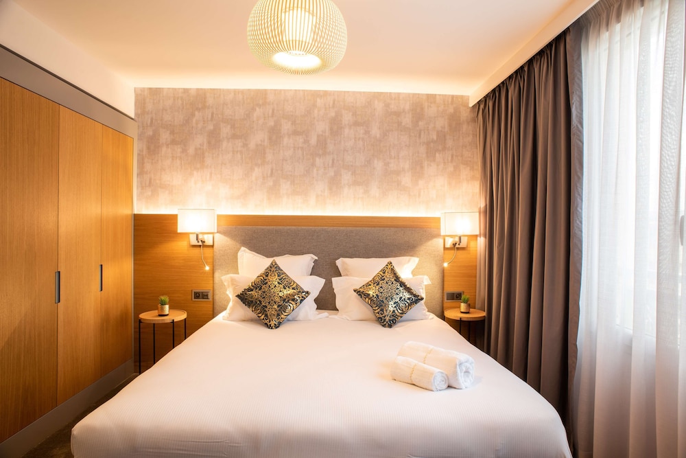 Brit Hotel Paris Orly 6/43