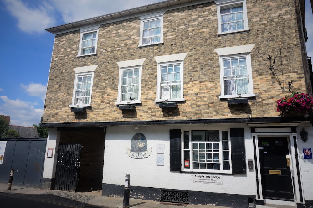 Greyfriars Lodge 3/49
