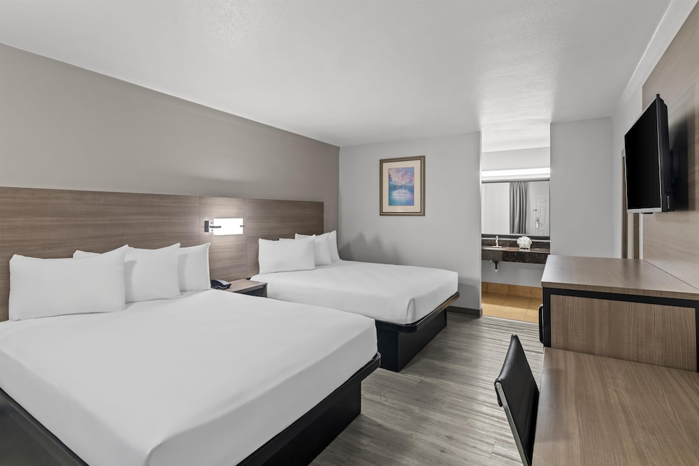 ROOM, 2 QUEEN BEDS