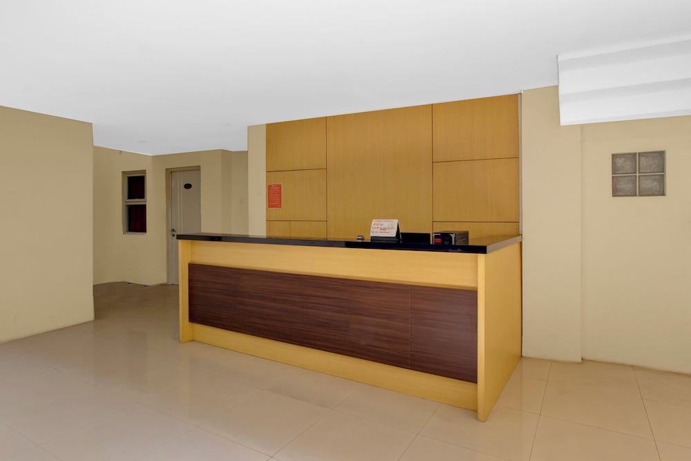 Hotel O near Taman Sriwedari formerly Indria Inn 6/42