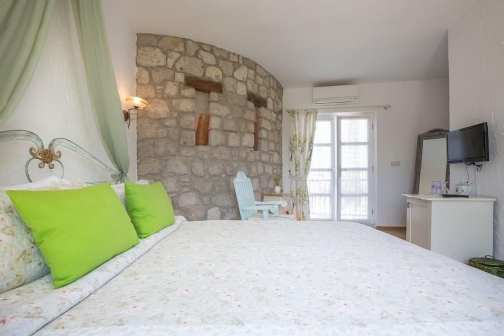 Alacati Chigdem Hotel 34/38