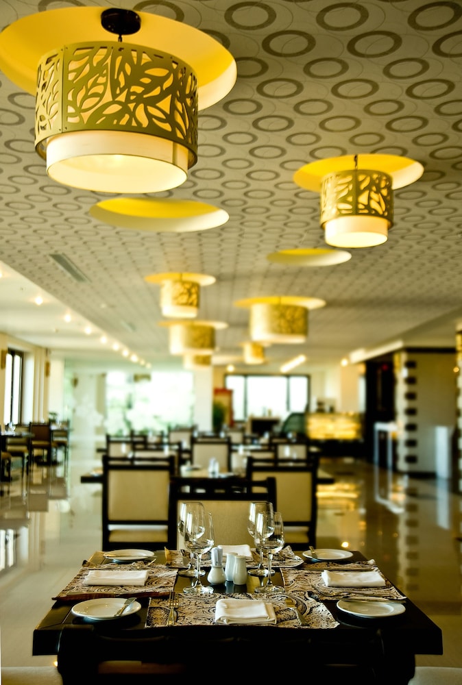 Olalani Resort and Condotel 53/69