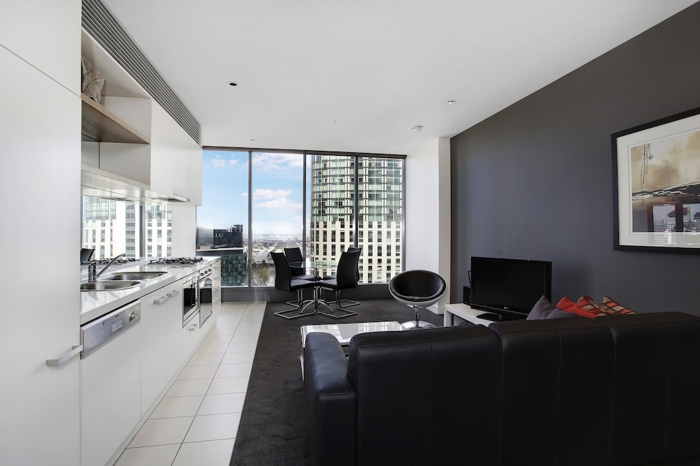 Freshwater Apartments - Corporate Keys 31/71