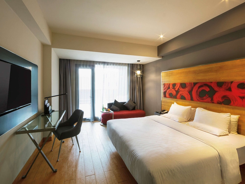 NOVOTEL PEKANBARU 22/67
