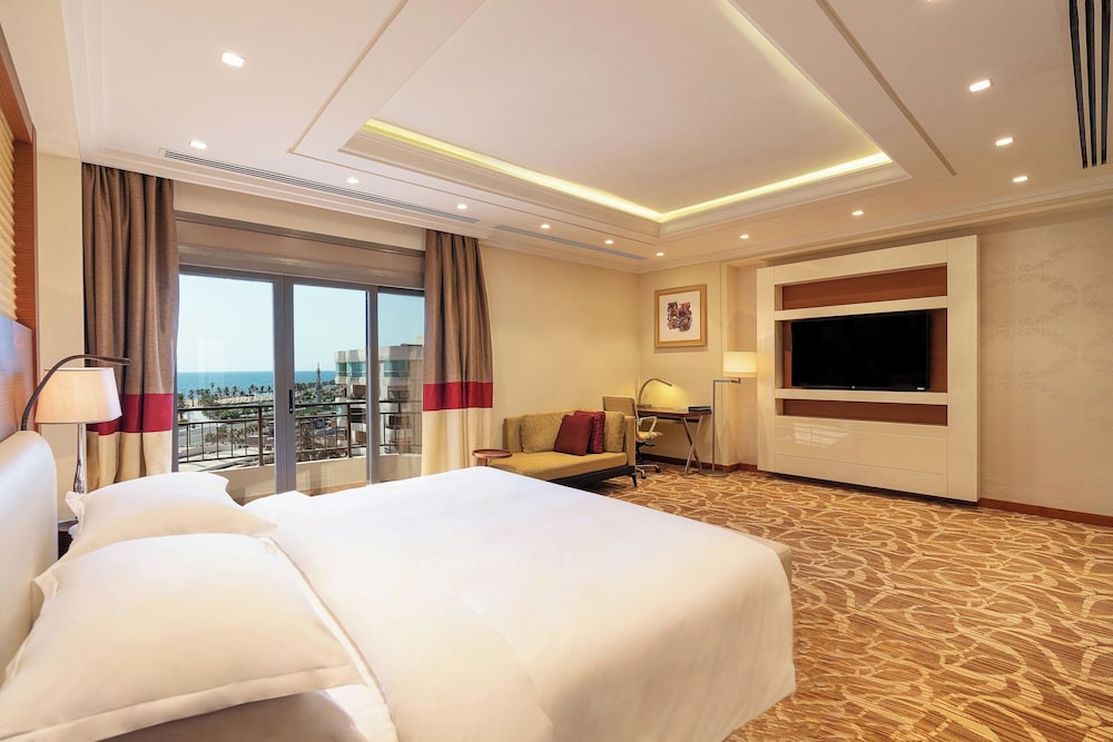 4 Bedrooms, Apartment, 4 Double Beds, Sea View, Balcony