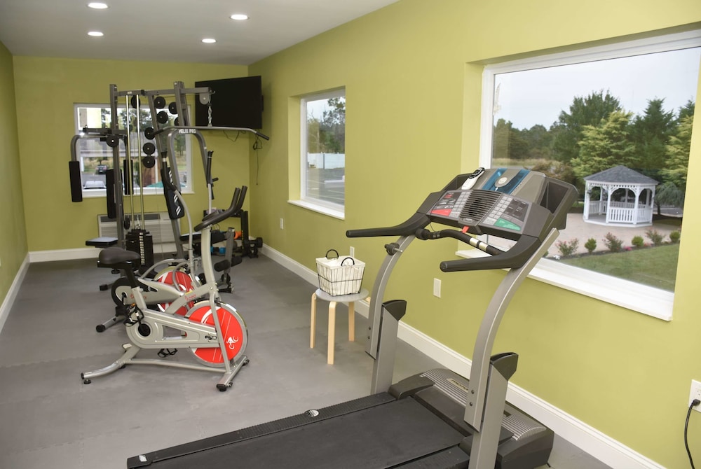 Ramada by Wyndham Vineland Millville Area 17/32