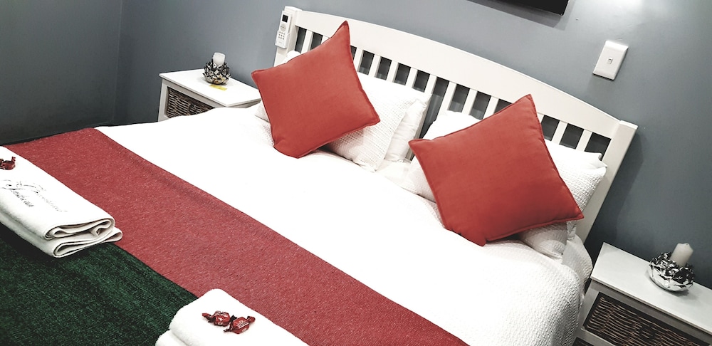 Graceland Guesthouse 24/50