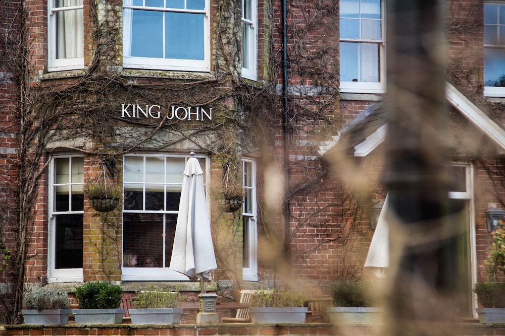 King John Inn 38/69