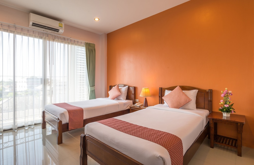 Krabi Phetpailin Hotel 21/49