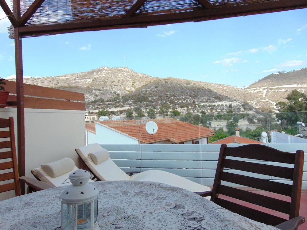 Charalambos Holiday Cottage 23/50