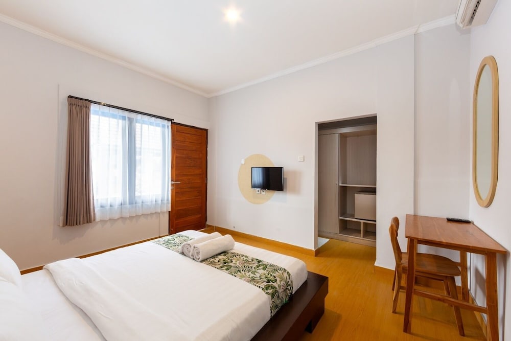 Airy Renon Tukad Badung Sepuluh 27 Bali 9/28