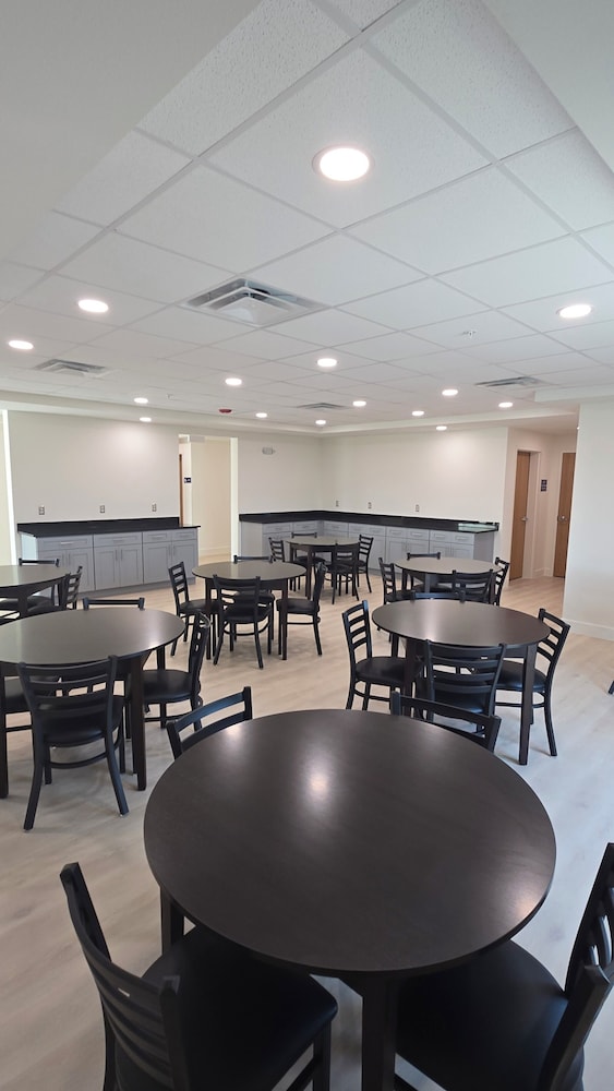 The J Hotel Dunedin Clearwater, an Ascend Collection Hotel 35/50