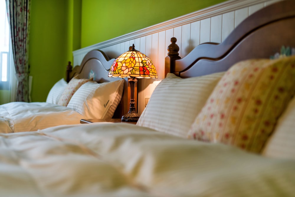 Ediman Bed And Breakfast 16/27