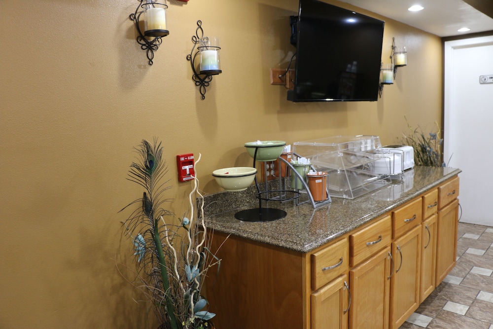 Amber Inn Motel Le Mars 38/49