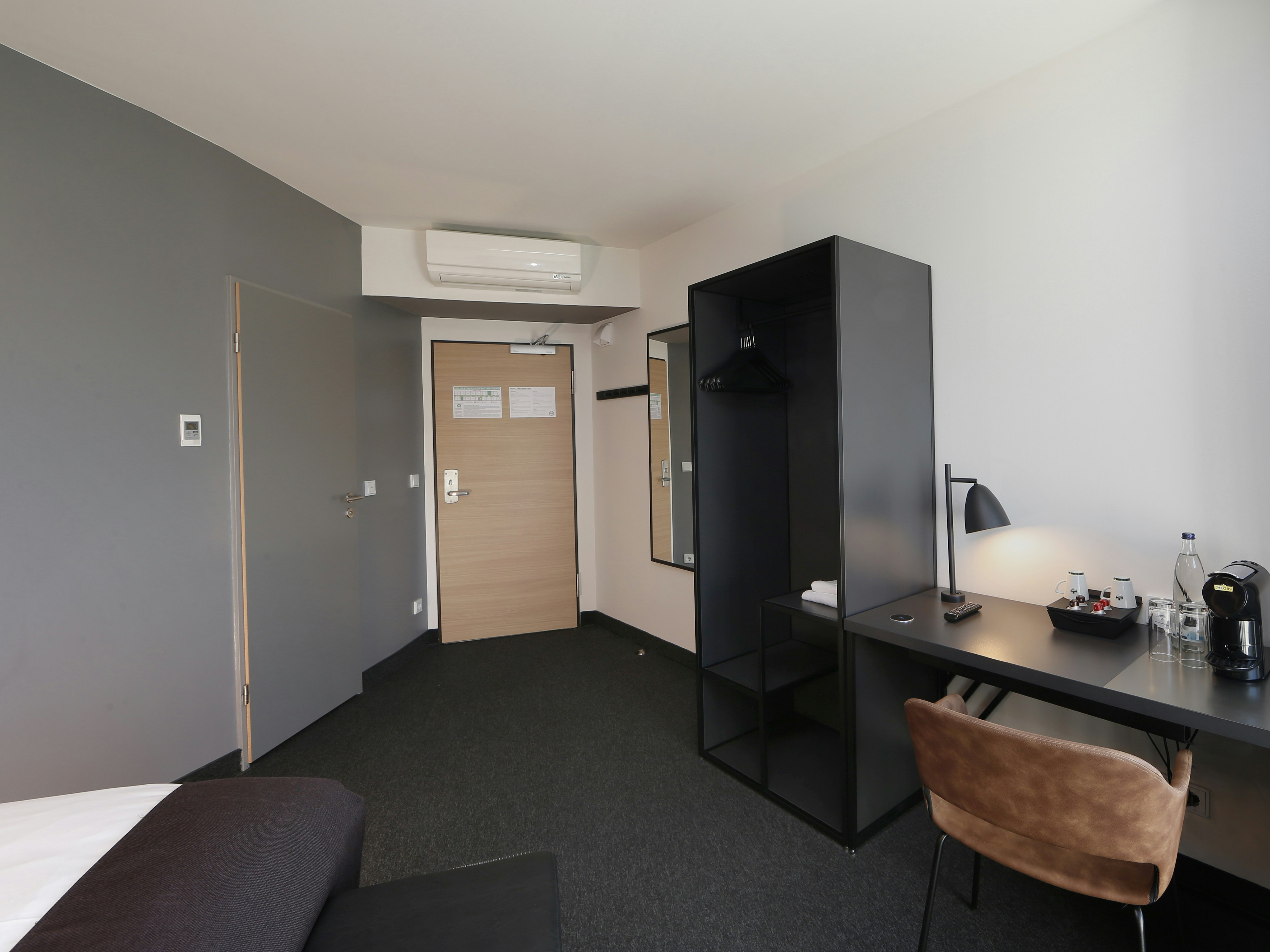 B&B Hotel Berlin Airport 23/31