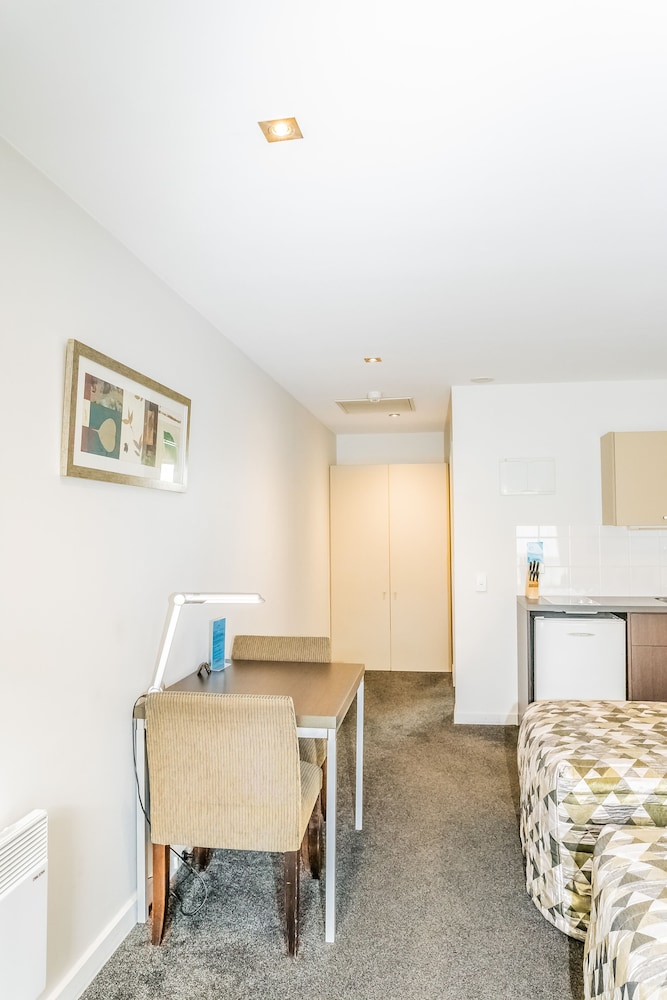 Airport Christchurch Motel 44/53