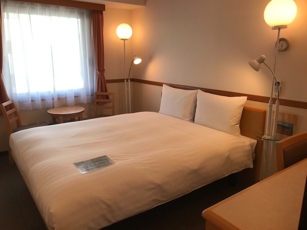 Toyoko Inn Chiba Minato Ekimae 19/57