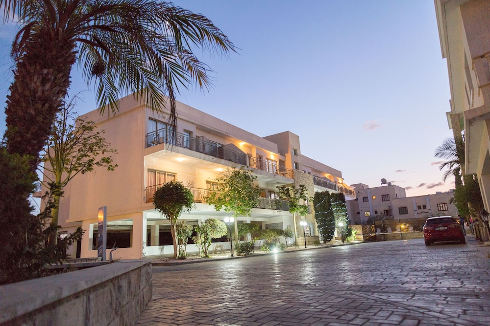 Kings Holiday Apartments 37/42