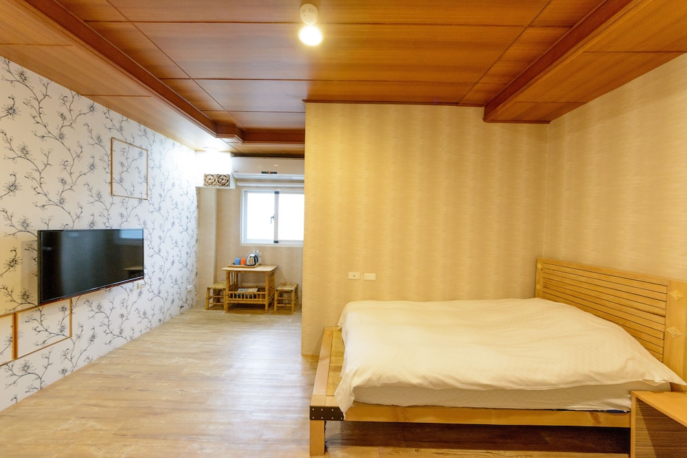 Owl Castle Bed and Breakfast 23/31