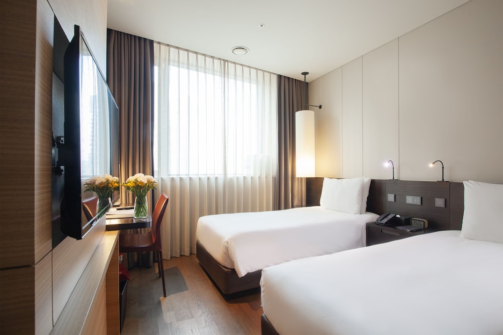Crown Park Hotel Seoul 23/71