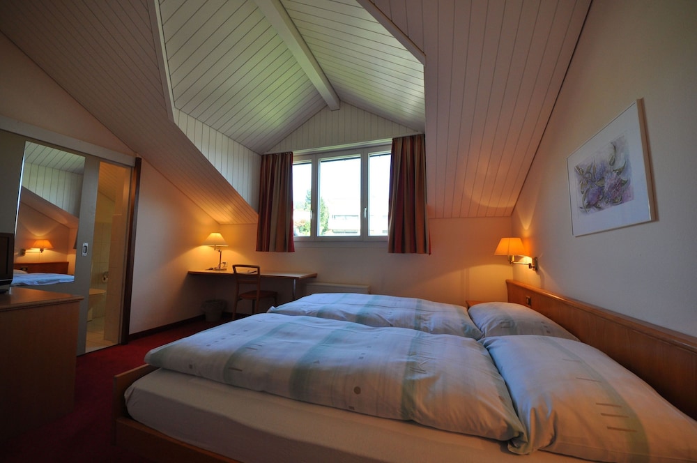 Felmis Hotel 5/37