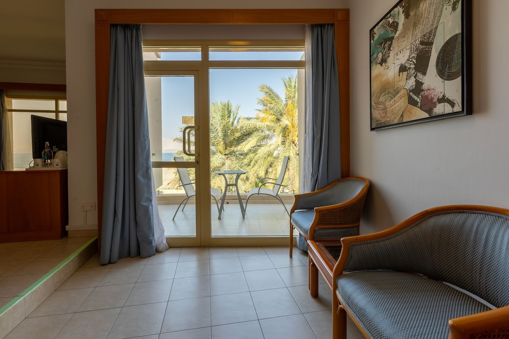Azimut Hotel Khasab 27/42