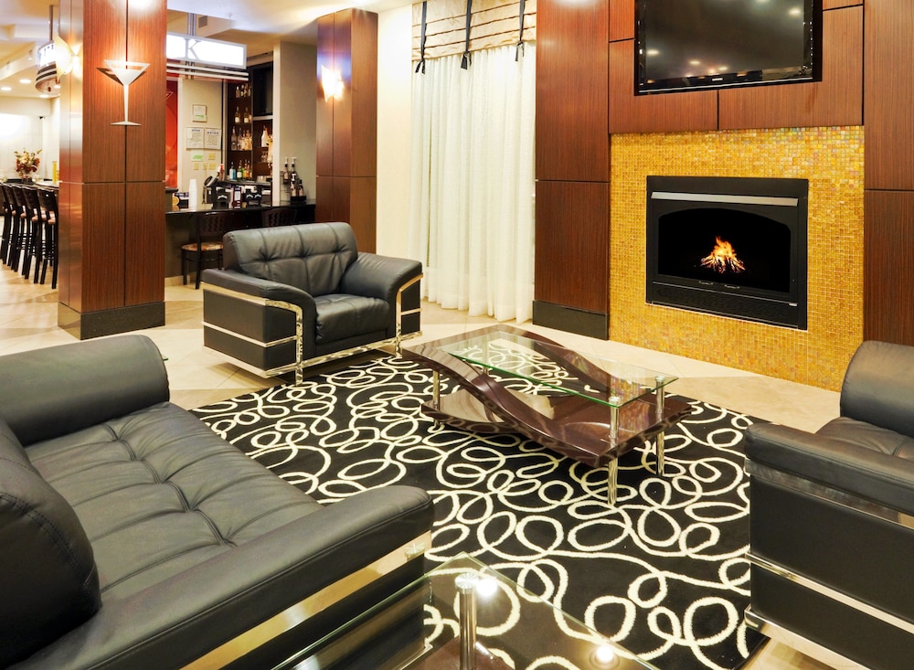 Holiday Inn Hotel And Suites Waco Northwest 34/59