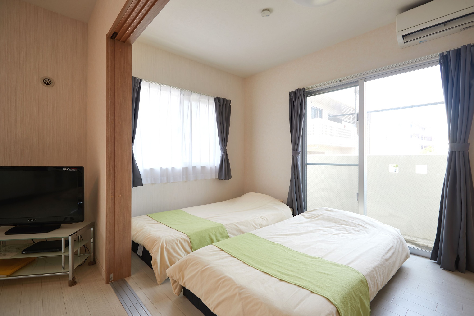 STANDARD, TWIN BEDS