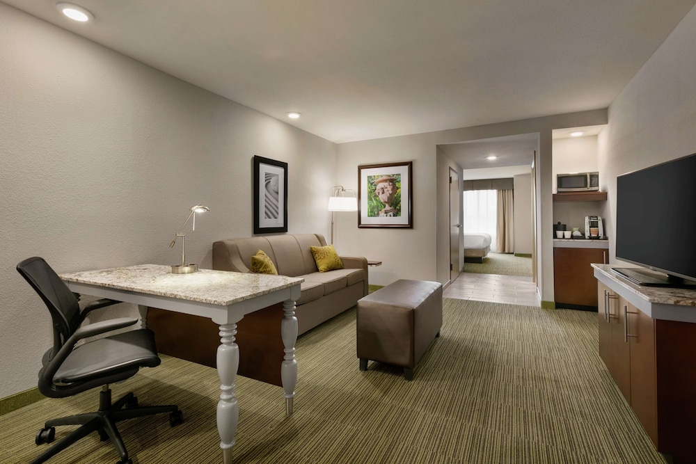 Hilton Garden Inn Statesville 27/40
