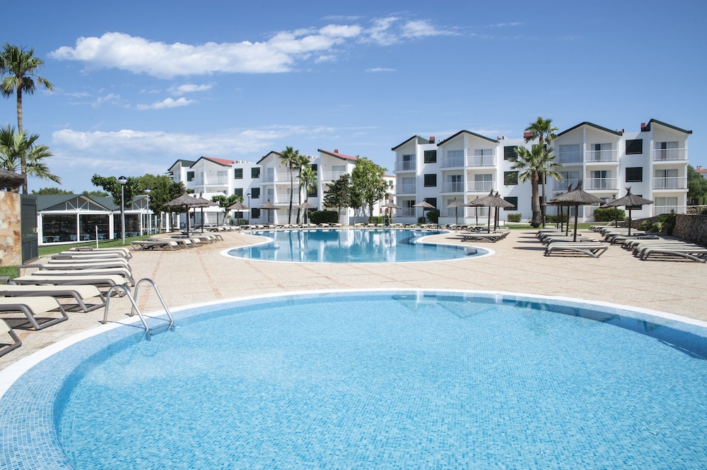Pierre & Vacances Menorca Cala Blanes (ex Roc Cala D’en Blanes Beach Club Aparthotel) 67/69
