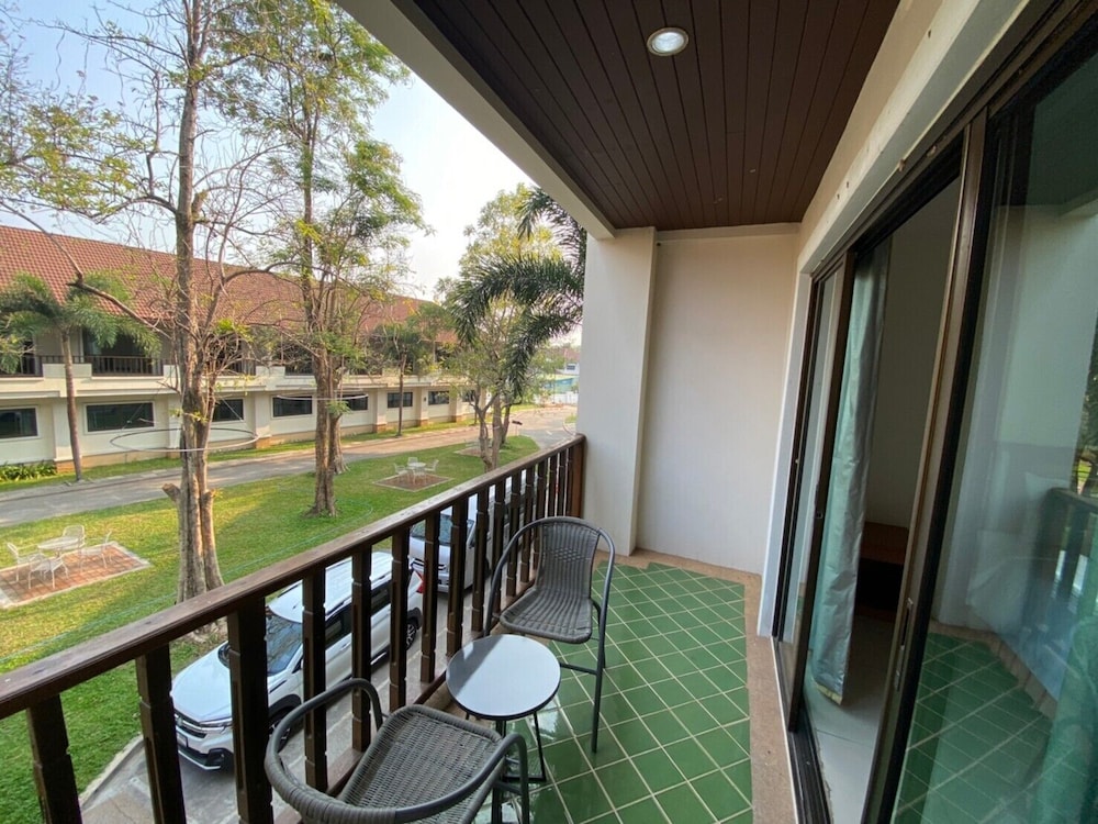 President Hotel Udonthani 38/55