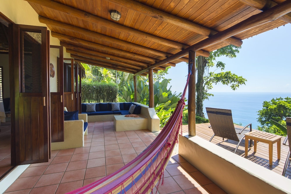 Bosque del Cabo Rain Forest Lodge 12/42